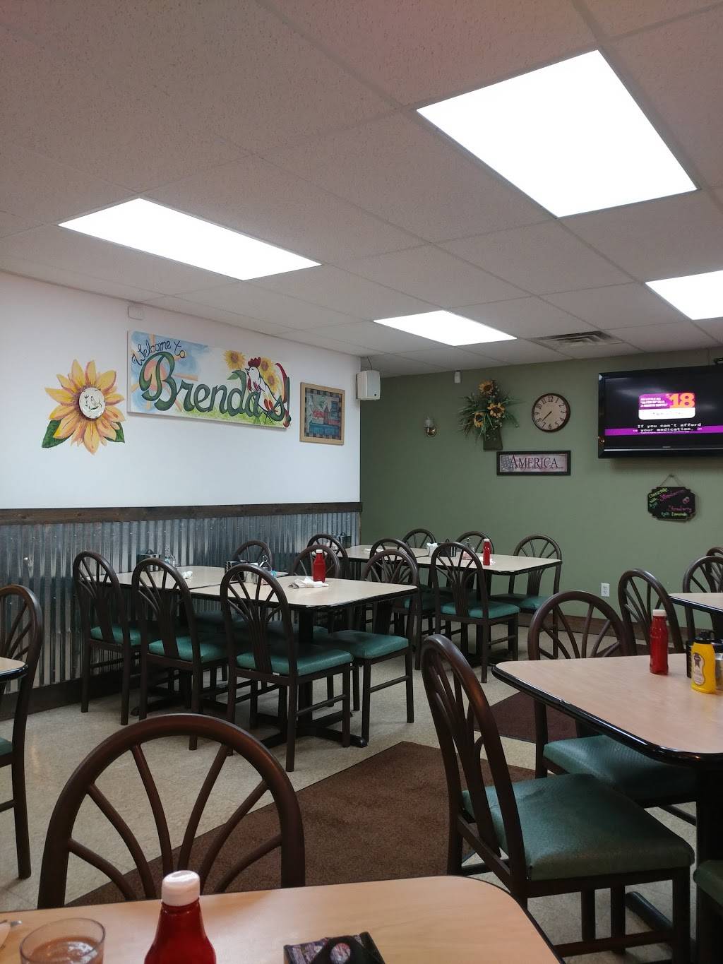 Brendas Family Dining | restaurant | 10597 Lewis Ave, Temperance, MI 48182, USA | 7348541431 OR +1 734-854-1431
