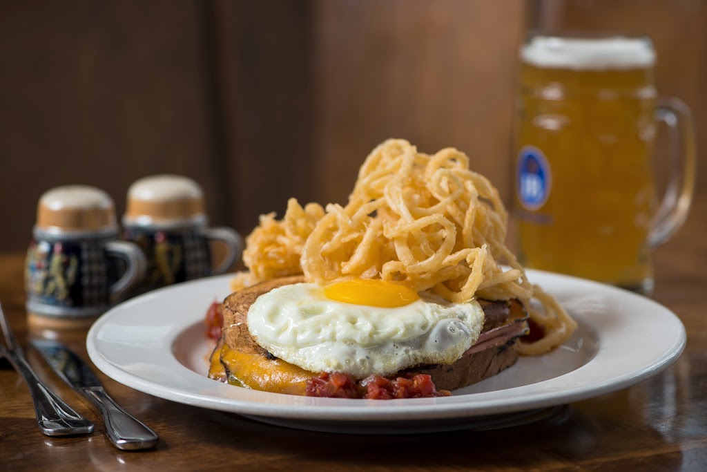 The Yodler Restaurant & Bar | restaurant | 10000 Minaret Rd #2120, Mammoth Lakes, CA 93546, USA | 7609340636 OR +1 760-934-0636