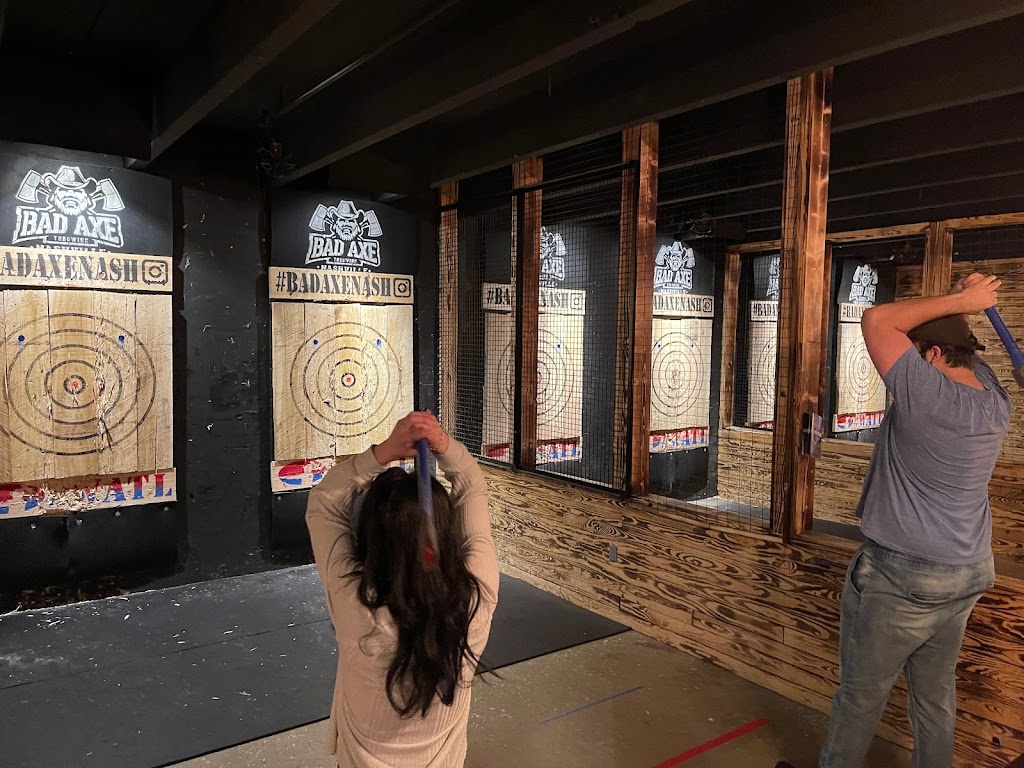 Blu Ox Restaurant and Bar at Bad Axe Throwing | restaurant | 652 Fogg St, Nashville, TN 37203, USA | 6292036158 OR +1 629-203-6158
