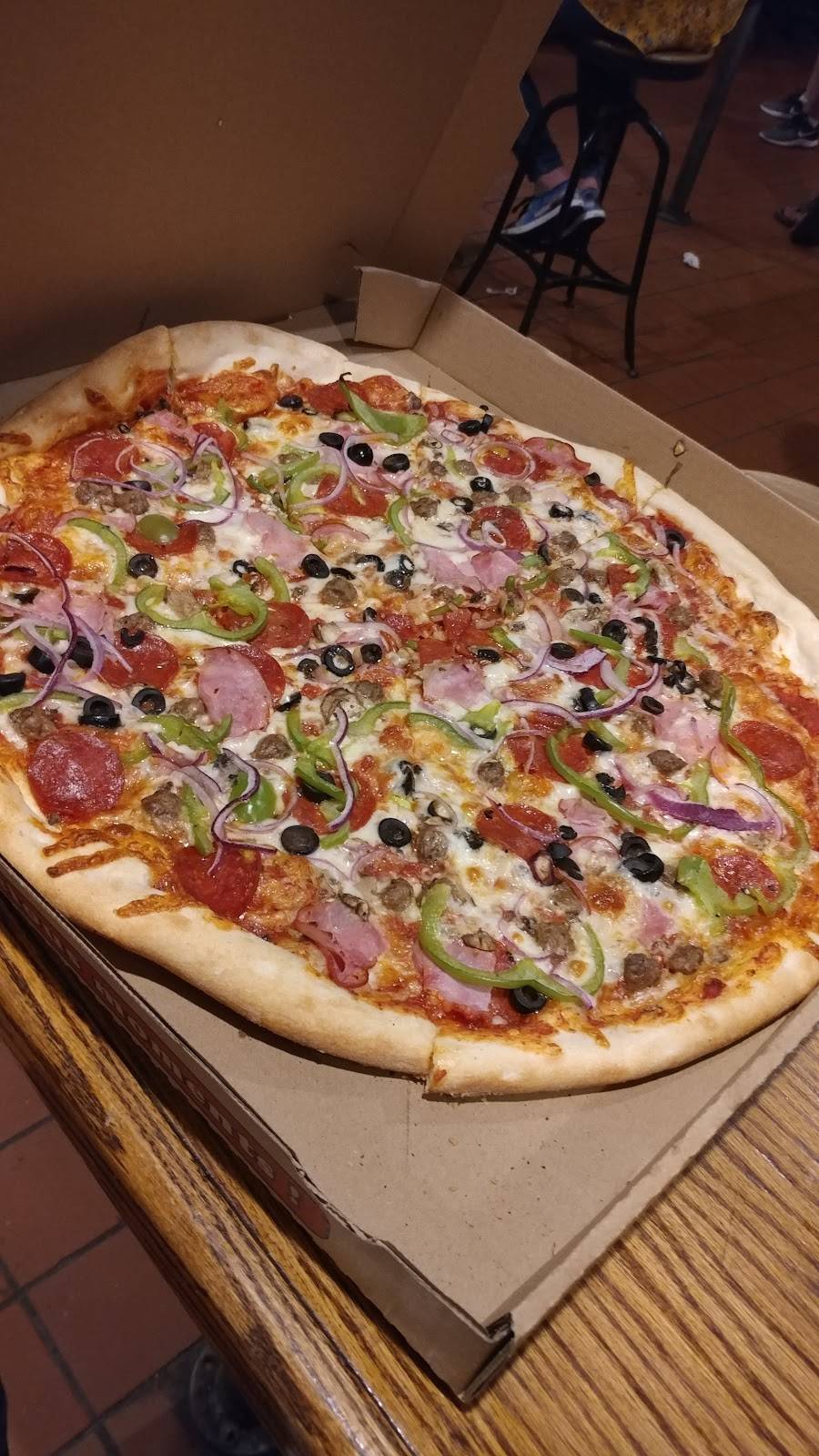 Newport Pizza & Ale House | restaurant | 5050 Newport Ave, San Diego, CA 92107, USA | 6192244540 OR +1 619-224-4540