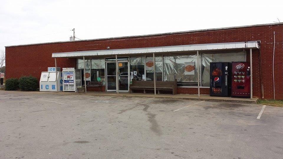 Central View Market & Grill | restaurant | 14435 Old Kentucky Rd, Walling, TN 38587, USA | 9317612900 OR +1 931-761-2900