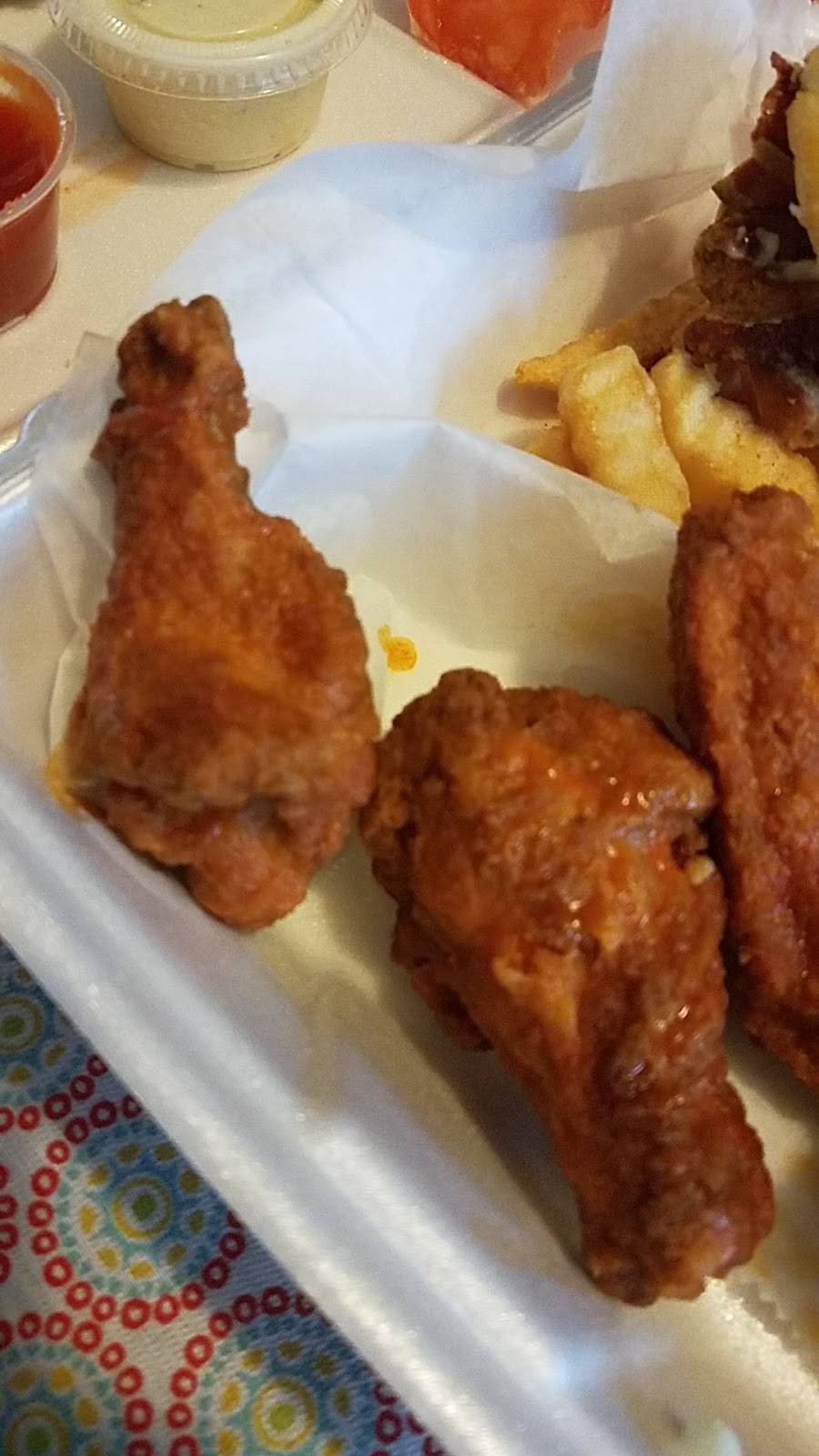 Teenas Pizza | restaurant | 503 E Hackberry St, Salem, IN 47167, USA | 8128830000 OR +1 812-883-0000