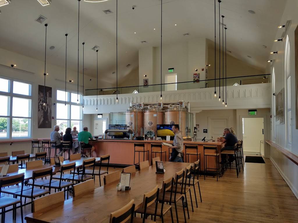 Pabst Milwaukee Brewery & Taproom | restaurant | 1037 W Juneau Ave, Milwaukee, WI 53233, USA | 4149080025 OR +1 414-908-0025