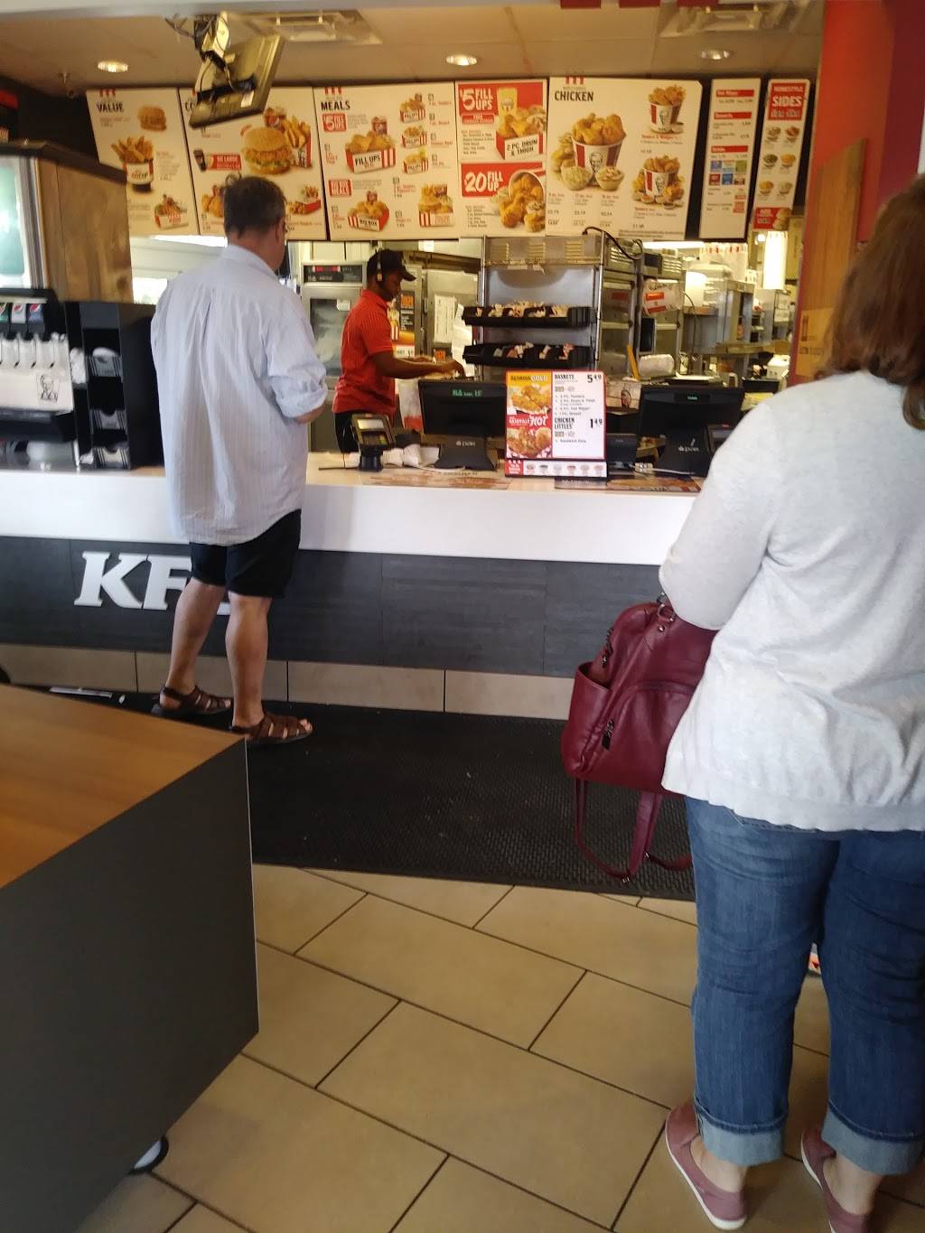 KFC | restaurant | 41670 Ford Rd, Canton, MI 48187, USA | 7349814090 OR +1 734-981-4090