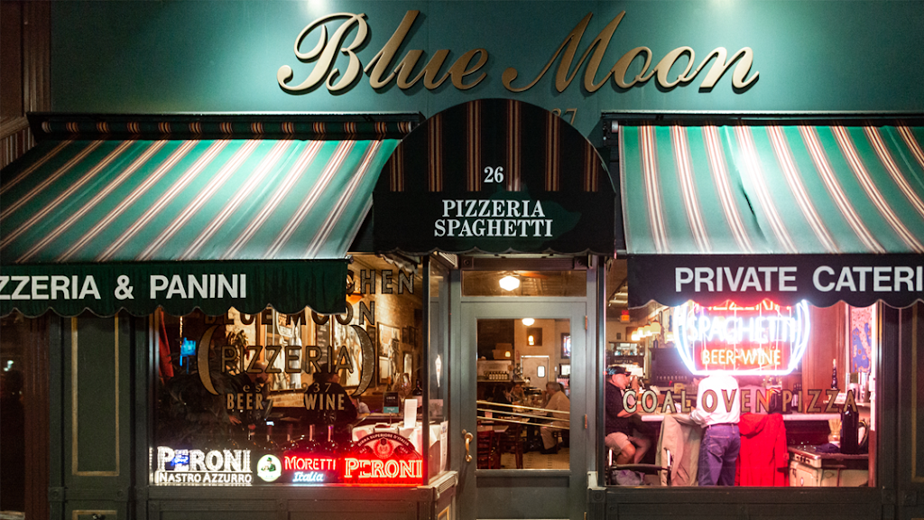 Blue Moon | restaurant | 26 N Park Ave, Rockville Centre, NY 11570, USA | 5167634900 OR +1 516-763-4900