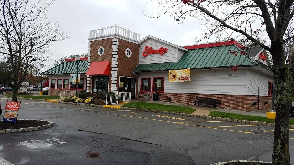 Friendlys | restaurant | 180 Ferry Rd, Old Bridge, NJ 08857, USA | 7323609909 OR +1 732-360-9909