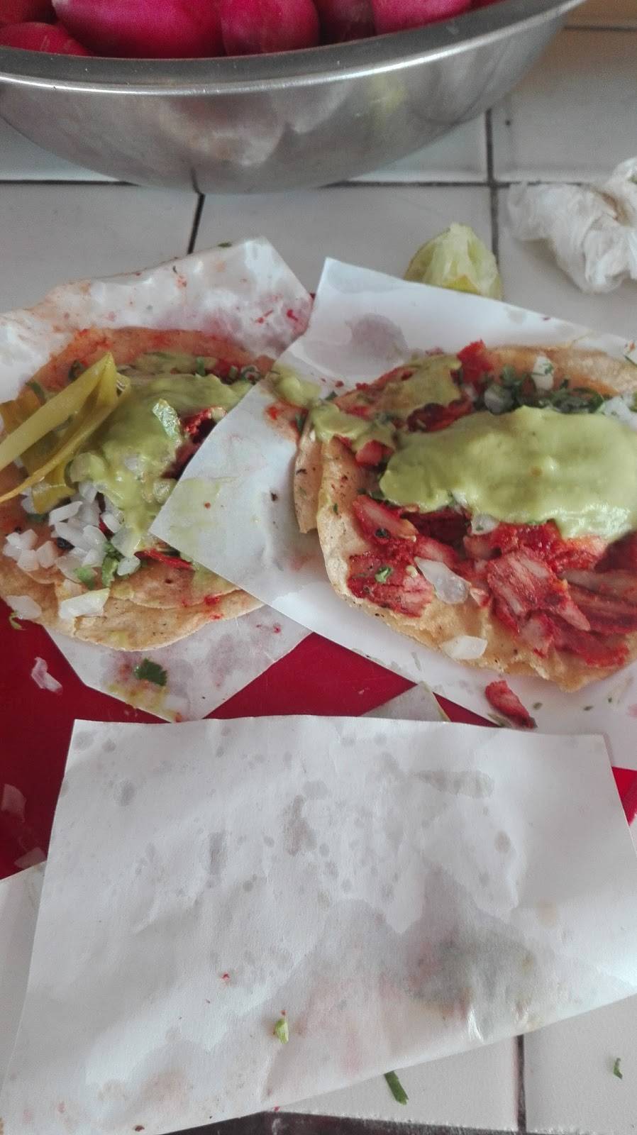 Tacos Cerro Colorado | restaurant | Av de los Insurgentes 1168, Libramiento, 22245 Tijuana, B.C., Mexico | 016643585648 OR +52 664 358 5648