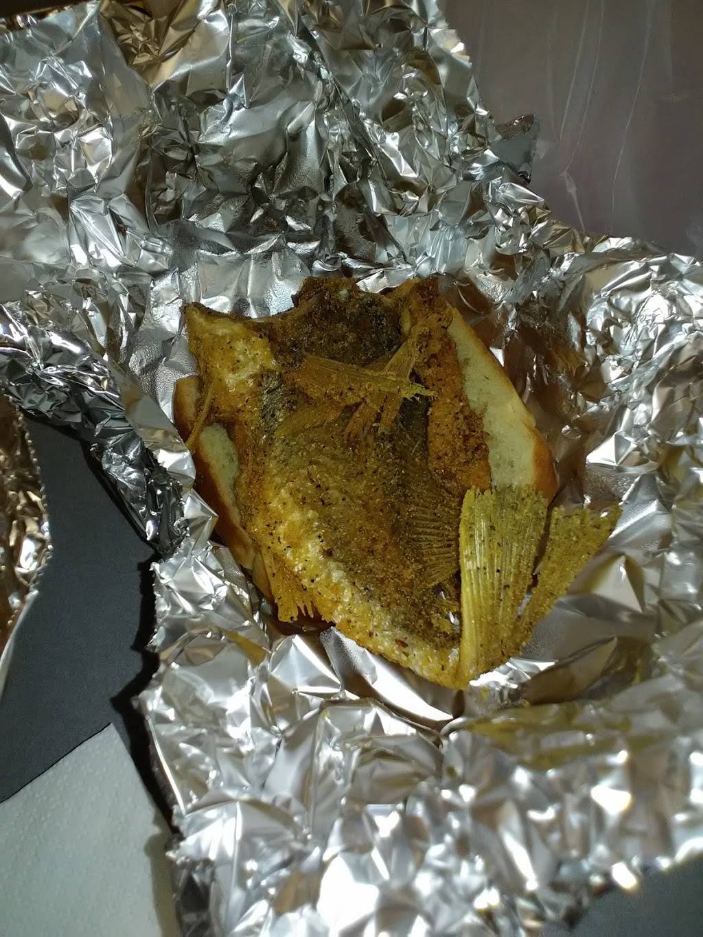 Fresh Catch Seafood Market & Carryout Restaurant | meal takeaway | 101 Hoskins St, High Point, NC 27260, USA | 3368844110 OR +1 336-884-4110