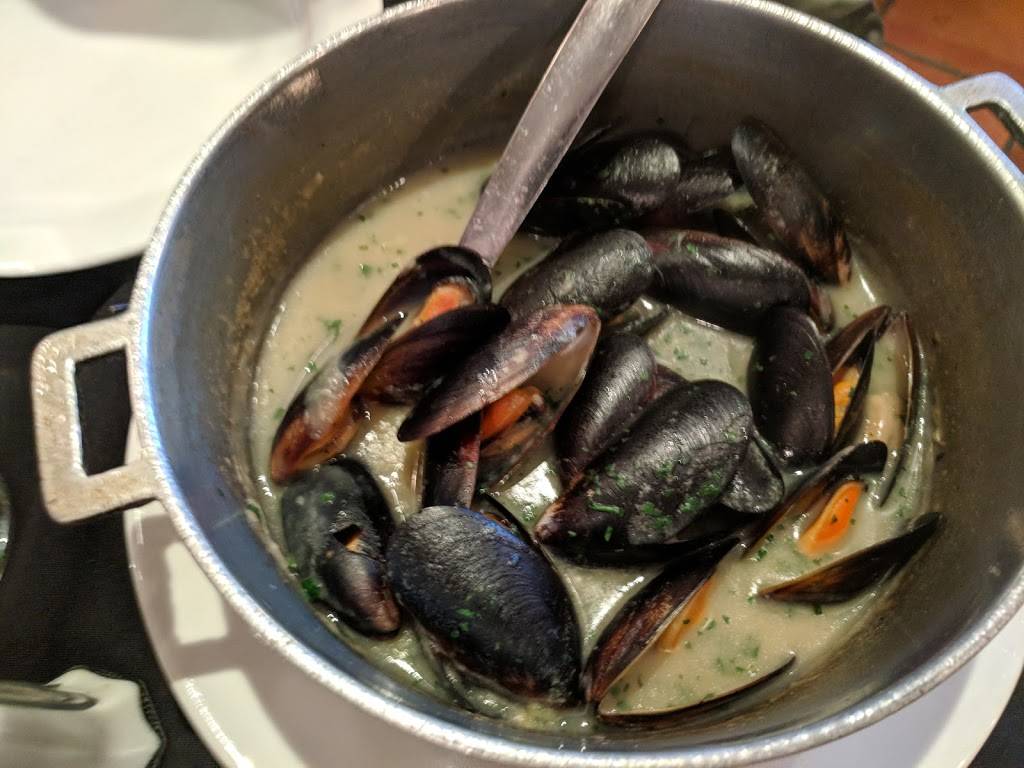 Cafe Sport Restaurant | restaurant | 361 Hillside Avenue, Williston Park, NY 11596, USA | 5167426540 OR +1 516-742-6540