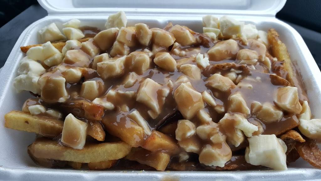 Eighteen 12 Poutinerie | restaurant | 421 Sandwich St S, Amherstburg, ON N9V 3K8, Canada | 5197139598 OR +1 519-713-9598