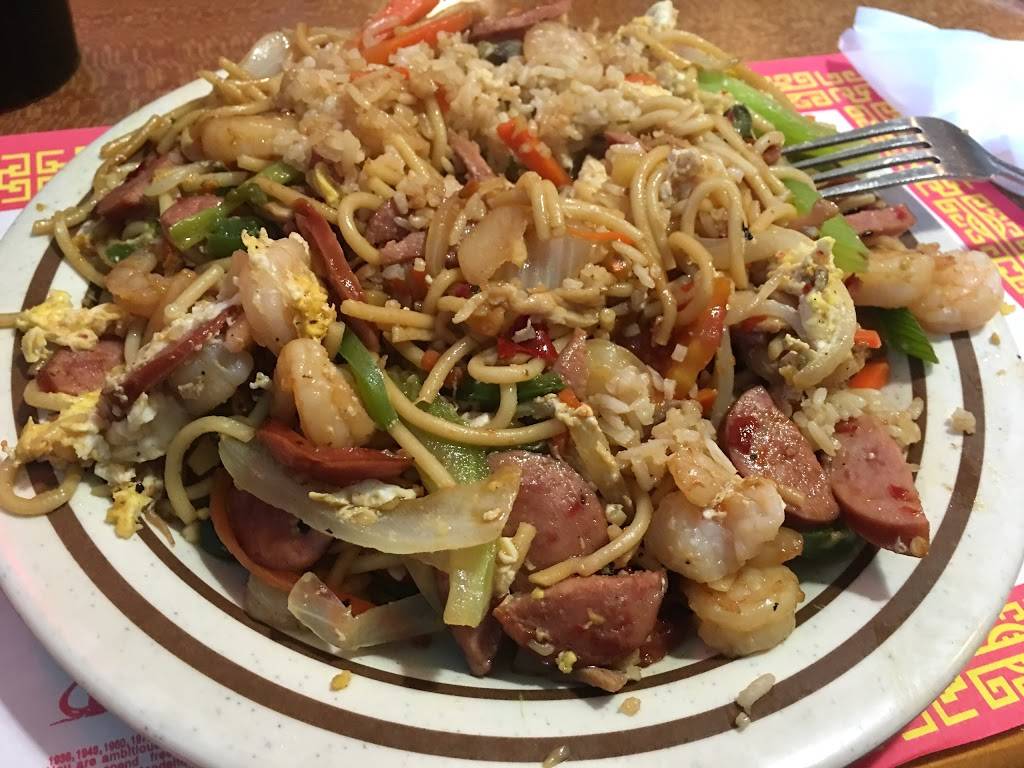 First Tons Mongolian Grill | restaurant | 121 W Debbie Ln, Mansfield, TX 76063, USA | 6825185618 OR +1 682-518-5618