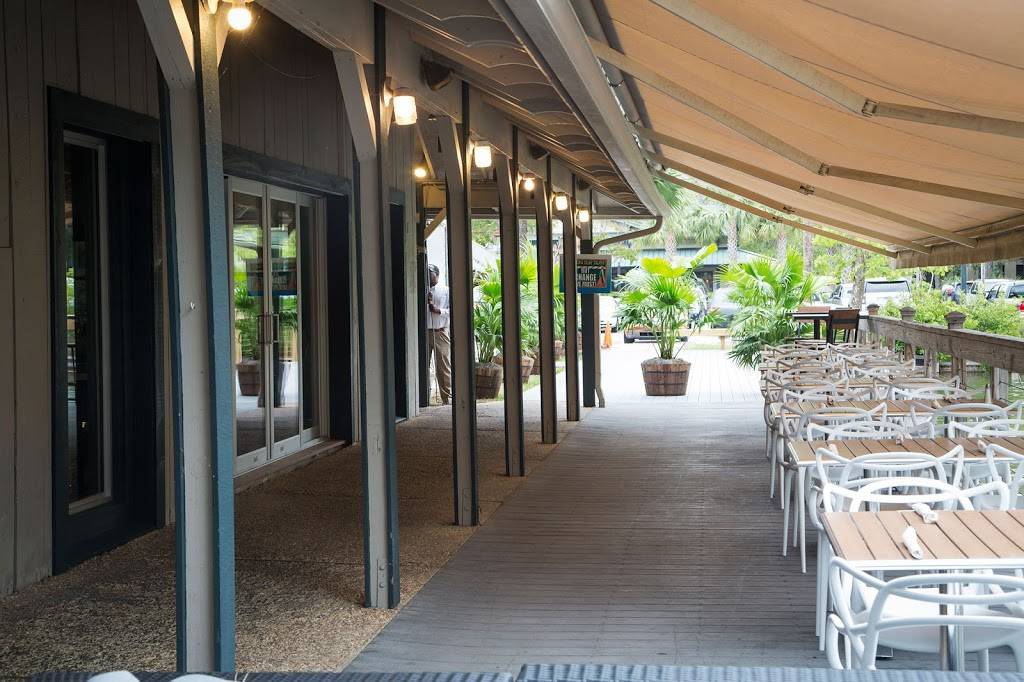 FISH Casual Coastal Seafood | restaurant | 1 N Forest Beach Dr, Hilton Head Island, SC 29928, USA | 8433423474 OR +1 843-342-3474