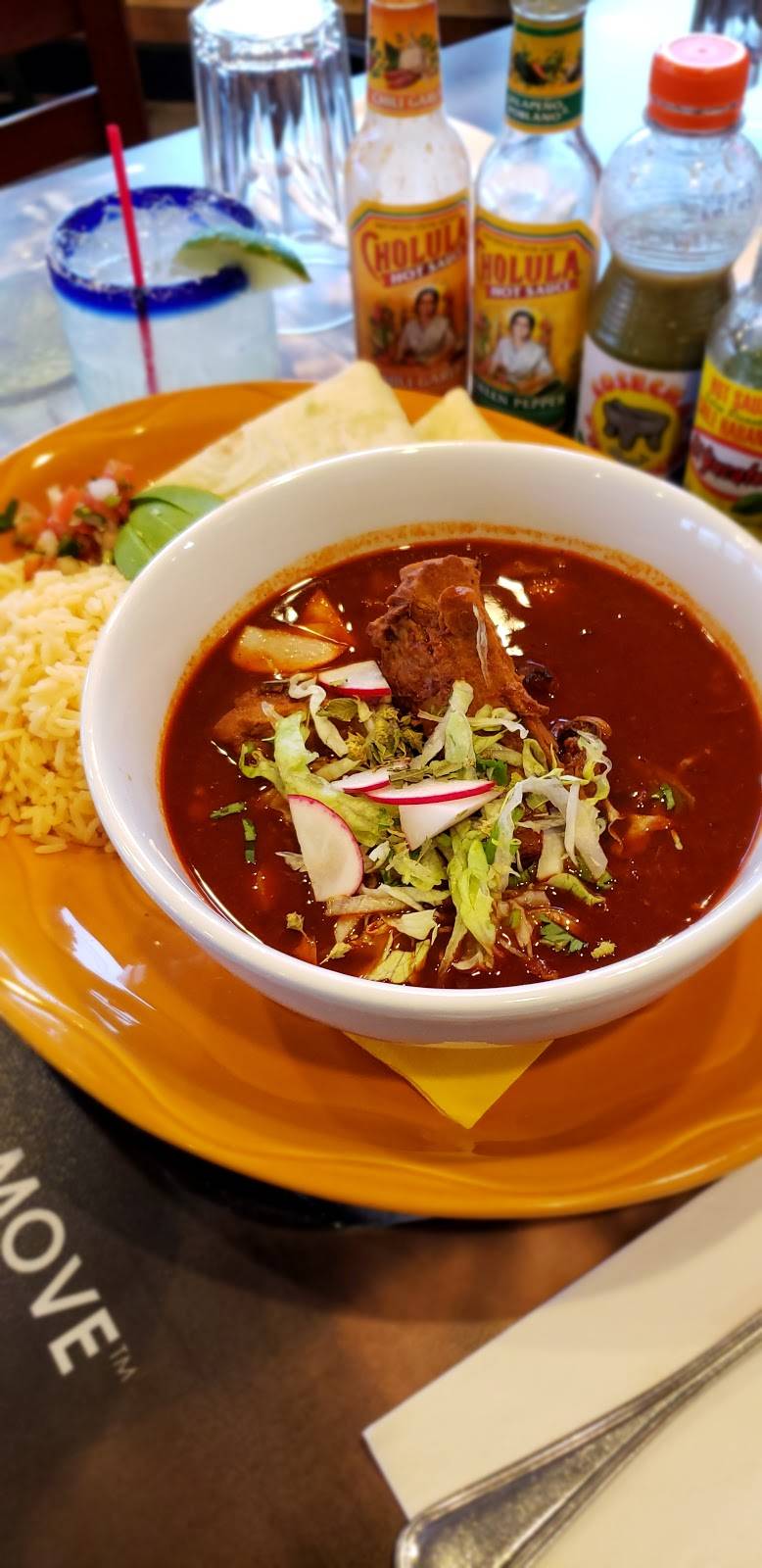 Tequila Revolucion | restaurant | 1851 Post Rd, Fairfield, CT 06824, USA | 4758889841 OR +1 475-888-9841