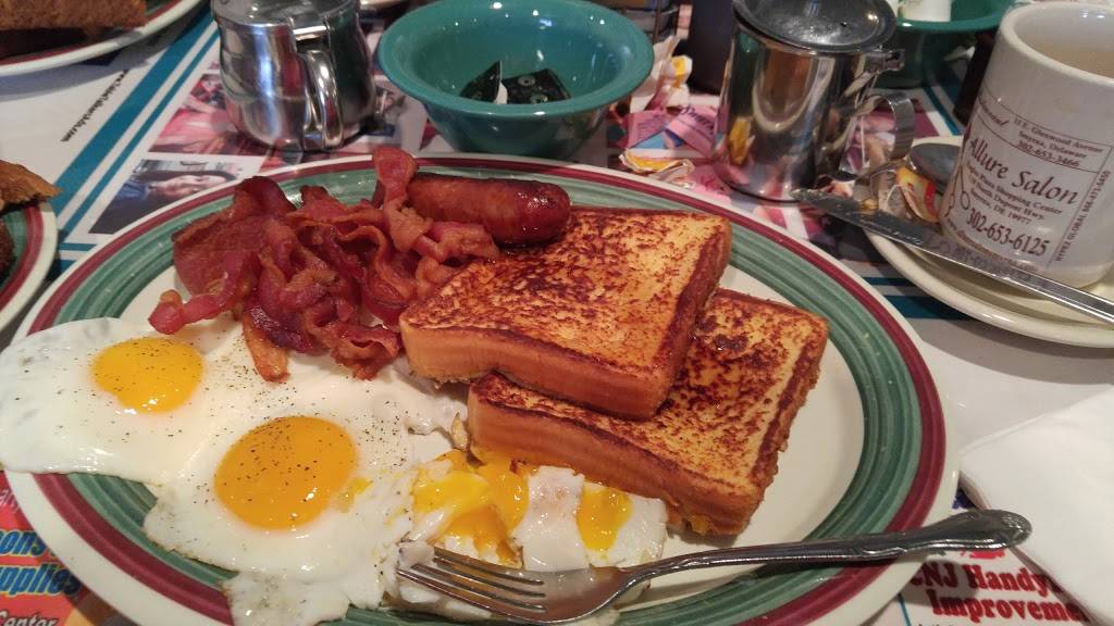 Bridge Way Family Restaurant | restaurant | 15 E Glenwood Ave, Smyrna, DE 19977, USA | 3026533466 OR +1 302-653-3466