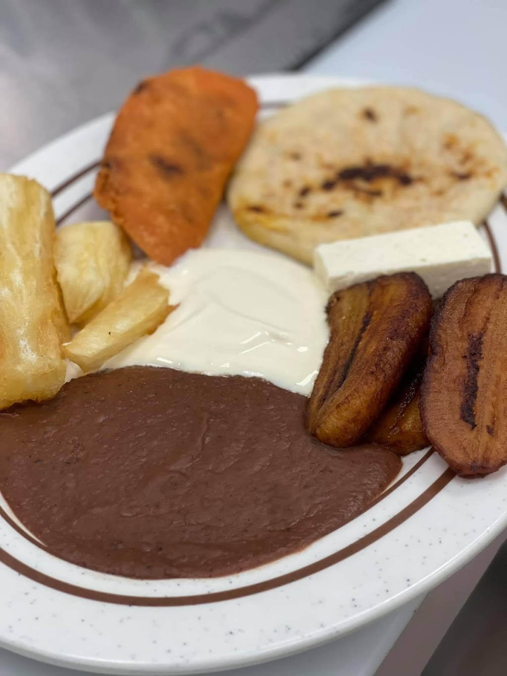 Cristo Rey Restaurant & Bakery Humble | restaurant | West 7031, FM 1960, Humble, TX 77338, USA | 2818834947 OR +1 281-883-4947