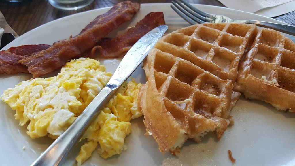 First Watch - East Bay | restaurant | 5310 E Bay Dr #100, Clearwater, FL 33764, USA | 7275353447 OR +1 727-535-3447