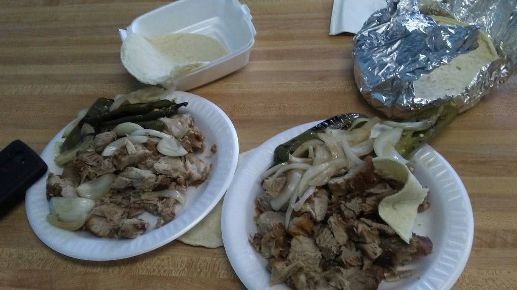 Tortilleria & Rosticeria Islas | restaurant | 2404 SW 29th St, Oklahoma City, OK 73119, USA | 4056325382 OR +1 405-632-5382