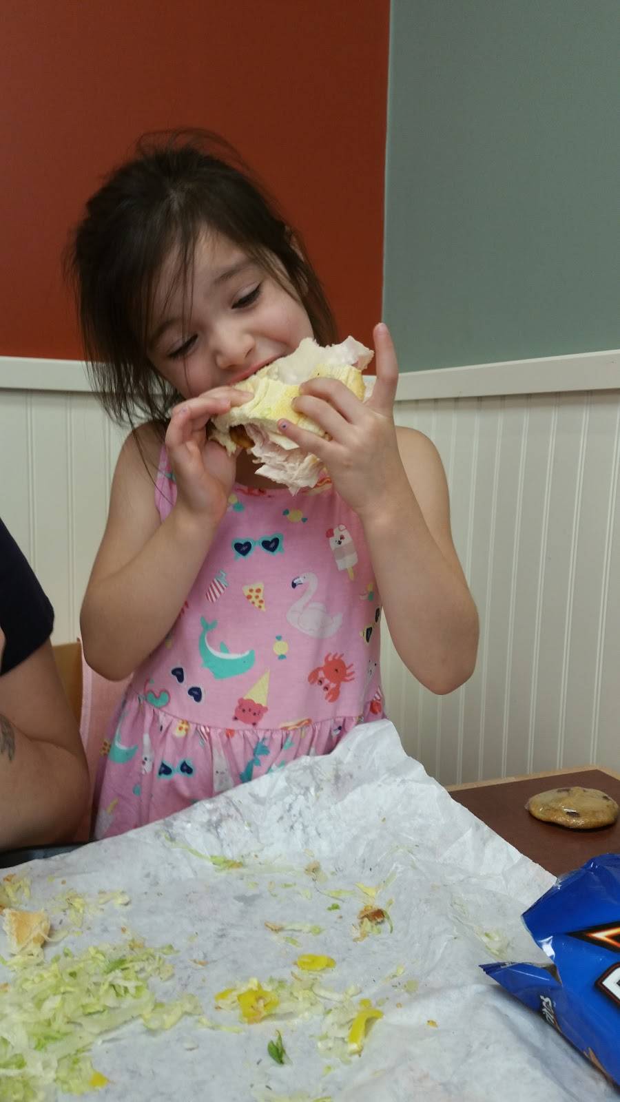 Jersey Mikes Subs | restaurant | 24453 Magic Mountain Pkwy, Santa Clarita, CA 91355, USA | 6612229310 OR +1 661-222-9310