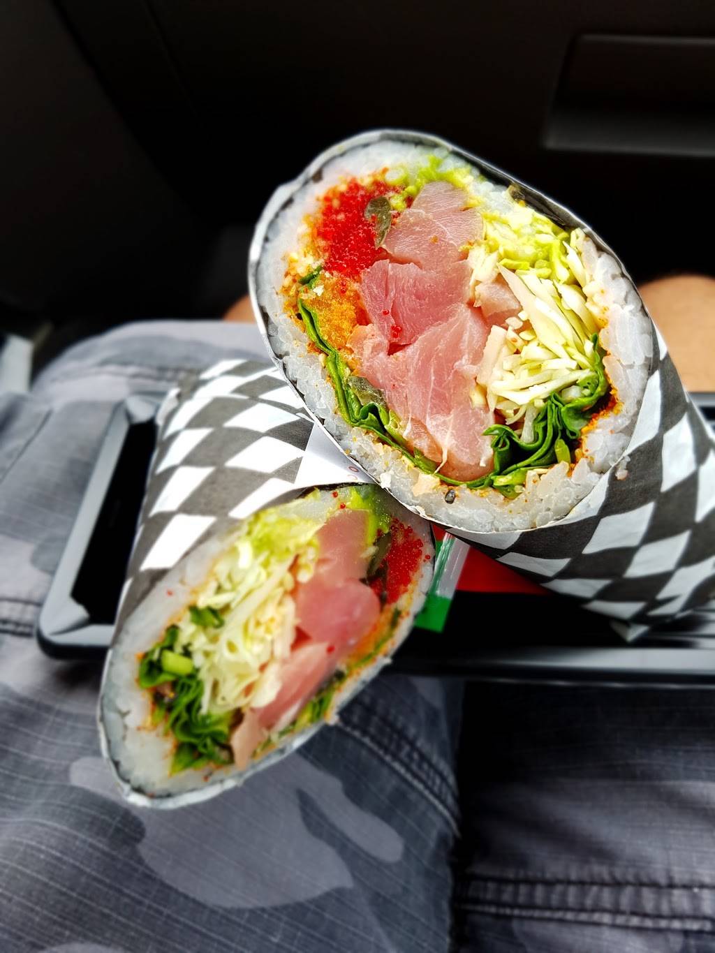 Corner featuring Mihito Sushi Laboratory | restaurant | 14B-1225 Dundas St E, Mississauga, ON L4Y 2C5, Canada | 9058031100 OR +1 905-803-1100