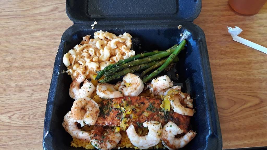 LuLus Maryland Style Chicken & Seafood | restaurant | 2400 Tuckaseegee Rd, Charlotte, NC 28208, USA | 9804980838 OR +1 980-498-0838