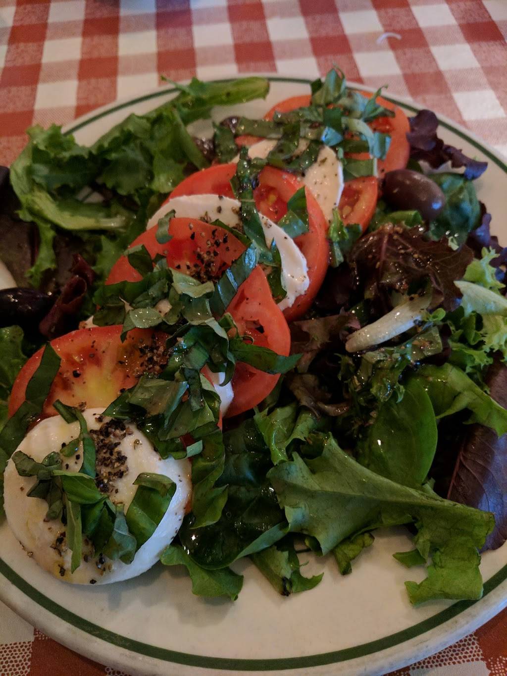 Angelinis Italian Restaurant | restaurant | 2251 Geer Rd, Turlock, CA 95382, USA | 2096676644 OR +1 209-667-6644