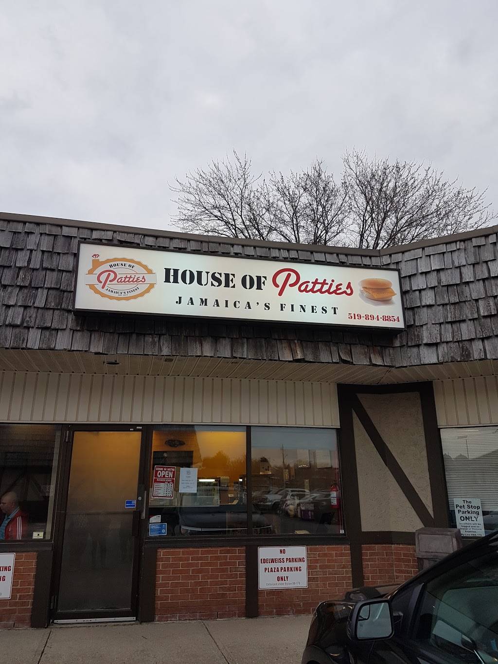 House Of Patties | meal takeaway | 600 Doon Village Rd, Kitchener, ON N2P 1G6, Canada | 5198948854 OR +1 519-894-8854