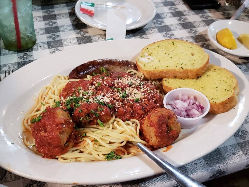 Spaghetti Warehouse | restaurant | 1226 E Houston St, San Antonio, TX 78205, USA | 2102991114 OR +1 210-299-1114