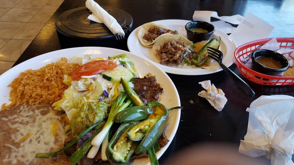 El Antojo | Lakewood | restaurant | 1034, Gateway Center, Pacific Hwy SW, Lakewood, WA 98499, USA | 2539831550 OR +1 253-983-1550