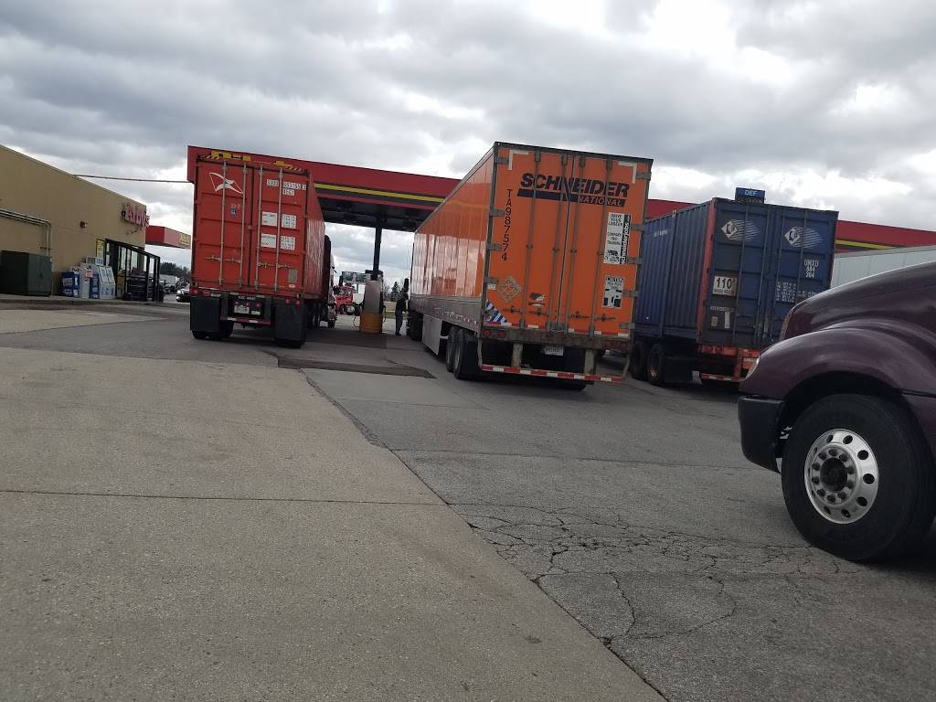 Pilot Travel Center | restaurant | 13712 Northwestern Ave, Franksville, WI 53126, USA | 2628352292 OR +1 262-835-2292