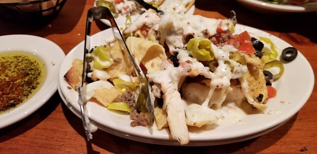 Johnny Carinos | restaurant | 23075 W Outer Dr, Allen Park, MI 48101, USA | 3132745551 OR +1 313-274-5551