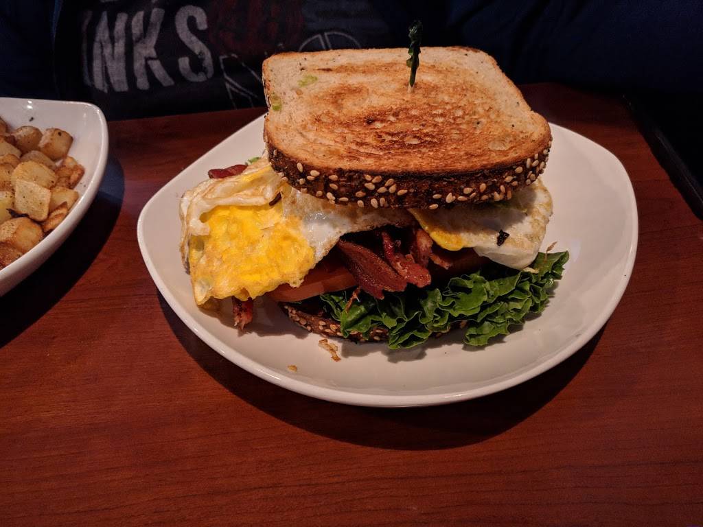 Shine Cafe | restaurant | 6024 Rochester, Troy, MI 48085, USA | 2487202000 OR +1 248-720-2000