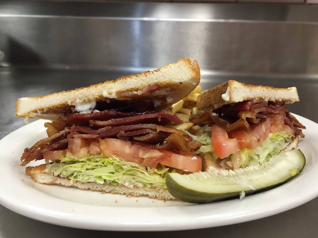 The Lucky Penny Diner and Deli | restaurant | 1224 Ogden Ave g, Naperville, IL 60563, USA | 3312293696 OR +1 331-229-3696