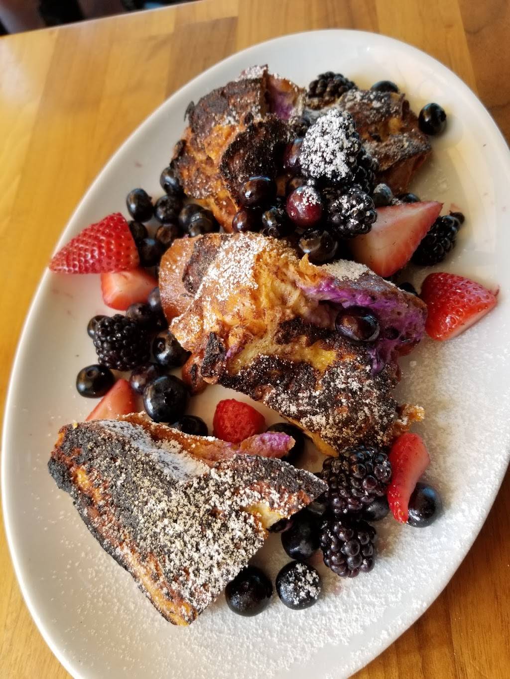 The Strand House | restaurant | 117 Manhattan Beach Blvd, Manhattan Beach, CA 90266, USA | 3105457470 OR +1 310-545-7470