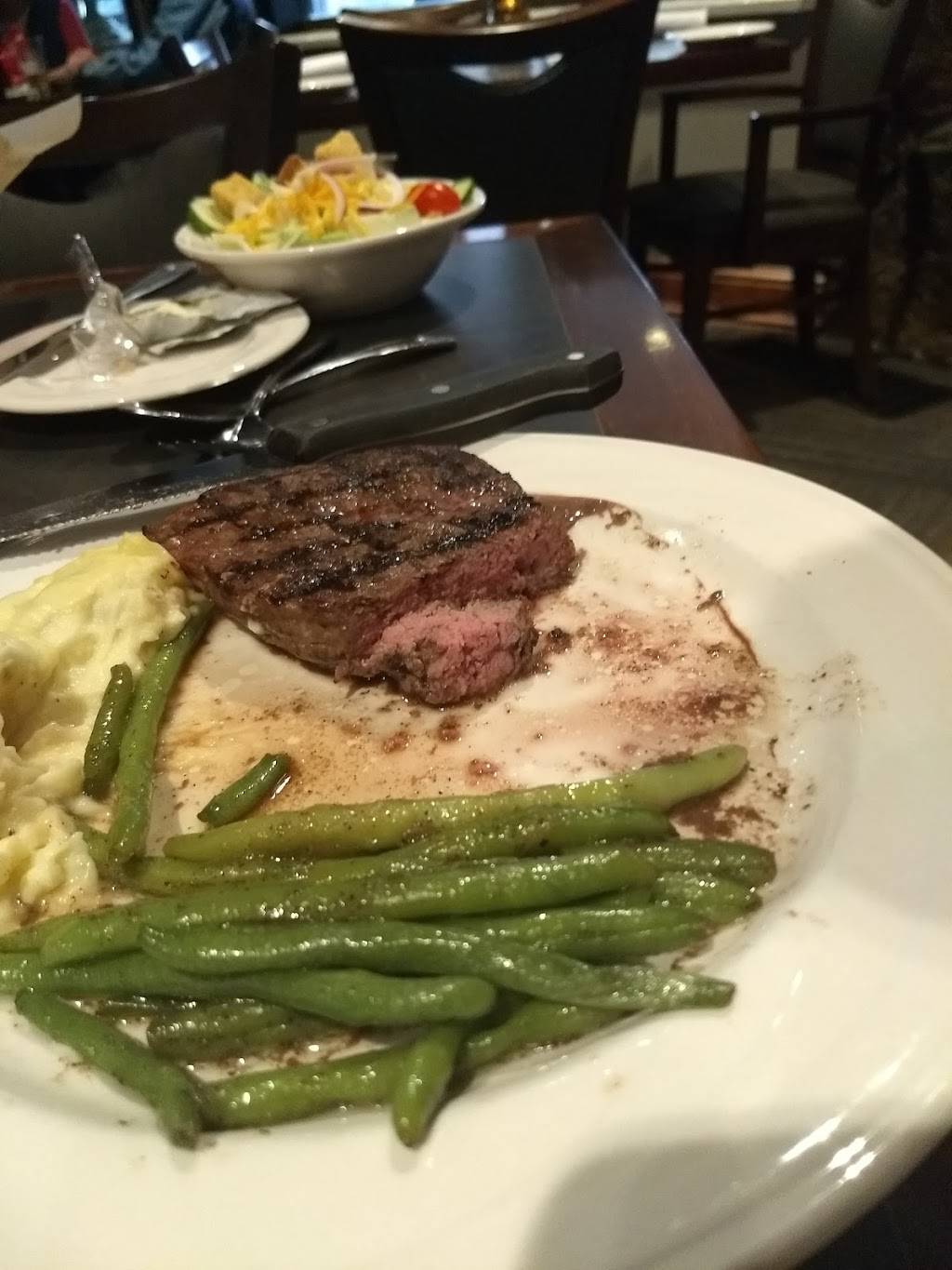 Legends Restaurant | restaurant | 433 Lakeview Dr, Crossville, TN 38558, USA | 9314843706 OR +1 931-484-3706