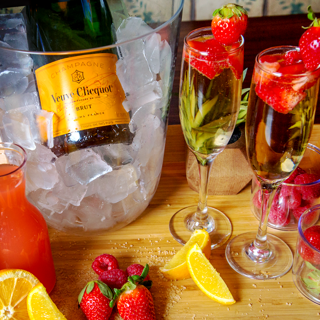 Casa Amigos | restaurant | 7320 E Indian Plaza, Scottsdale, AZ 85251, USA | 4803613440 OR +1 480-361-3440