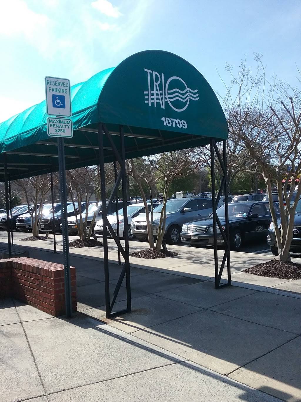 Trio | restaurant | 10709 McMullen Creek Pkwy, Charlotte, NC 28226, USA | 7045418000 OR +1 704-541-8000