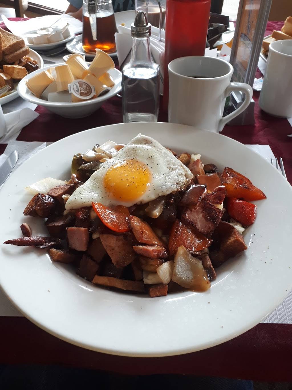 Cedar Valley Golf & Country Club & The Clubhouse Cafe | restaurant | 7041 County Rd 29, Brockville, ON K6V 5T4, Canada | 6133422158 OR +1 613-342-2158