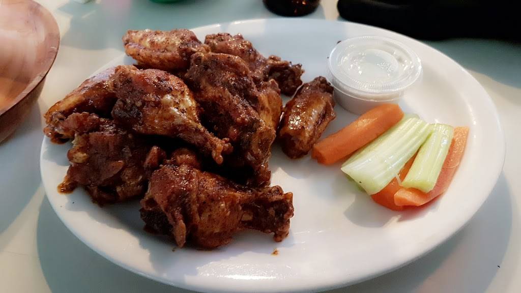 Kellys Korner | restaurant | 2526 Delaware Ave, Buffalo, NY 14216, USA | 7168779466 OR +1 716-877-9466