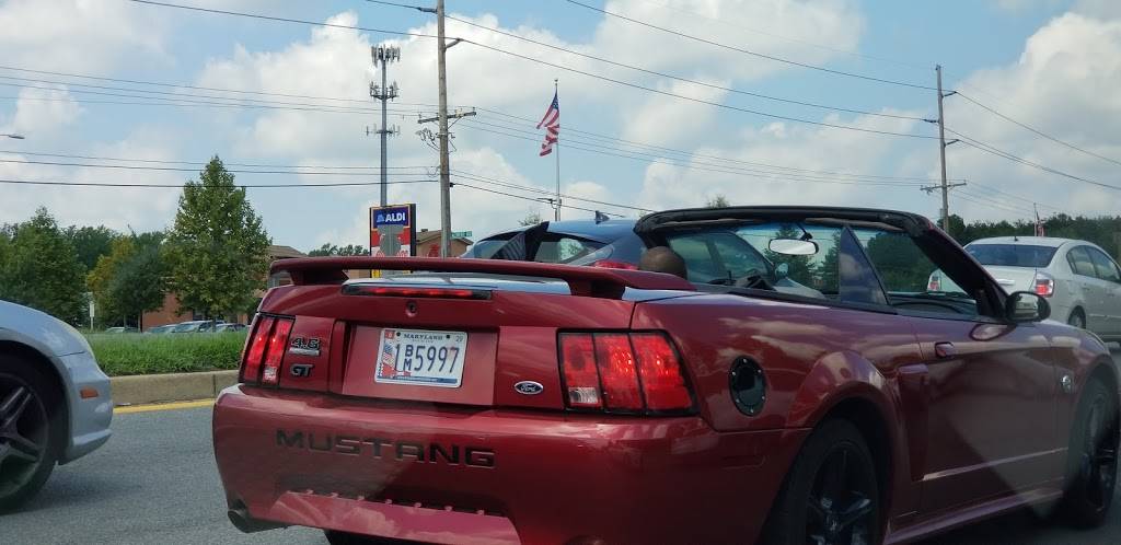 Chipotle Mexican Grill | restaurant | 16110 Cadillac Dr, Brandywine, MD 20613, USA | 3017827438 OR +1 301-782-7438