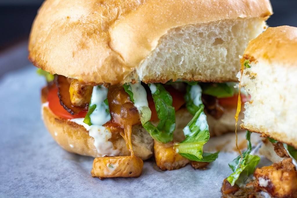 Gauntlet Food and Games | restaurant | 909 W Maumee St D, Angola, IN 46703, USA | 2606871022 OR +1 260-687-1022