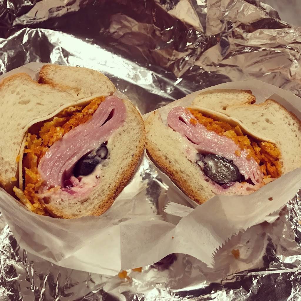 No. 7 Sub | meal takeaway | 1 W 59th St, New York, NY 10019, USA | 6467553228 OR +1 646-755-3228