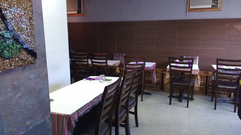 Za-Onn Thai House | restaurant | 370 Center St, Wallingford, CT 06492, USA | 2032693800 OR +1 203-269-3800