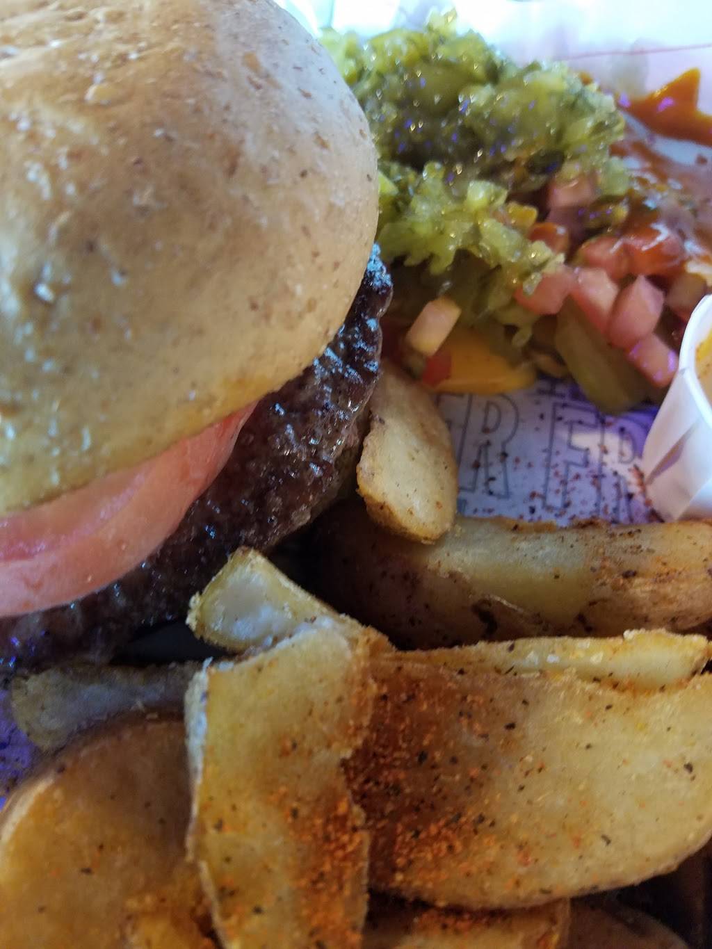 Fuddruckers | restaurant | 100 Destination Blvd, Anderson, SC 29621, USA | 8642220145 OR +1 864-222-0145