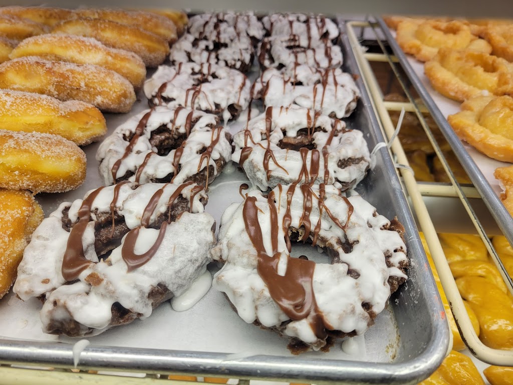 Sparkys ,ice cream & coney dogs | meal takeaway | 1357 W Sylvania Ave, Toledo, OH 43612, USA | 4194765525 OR +1 419-476-5525