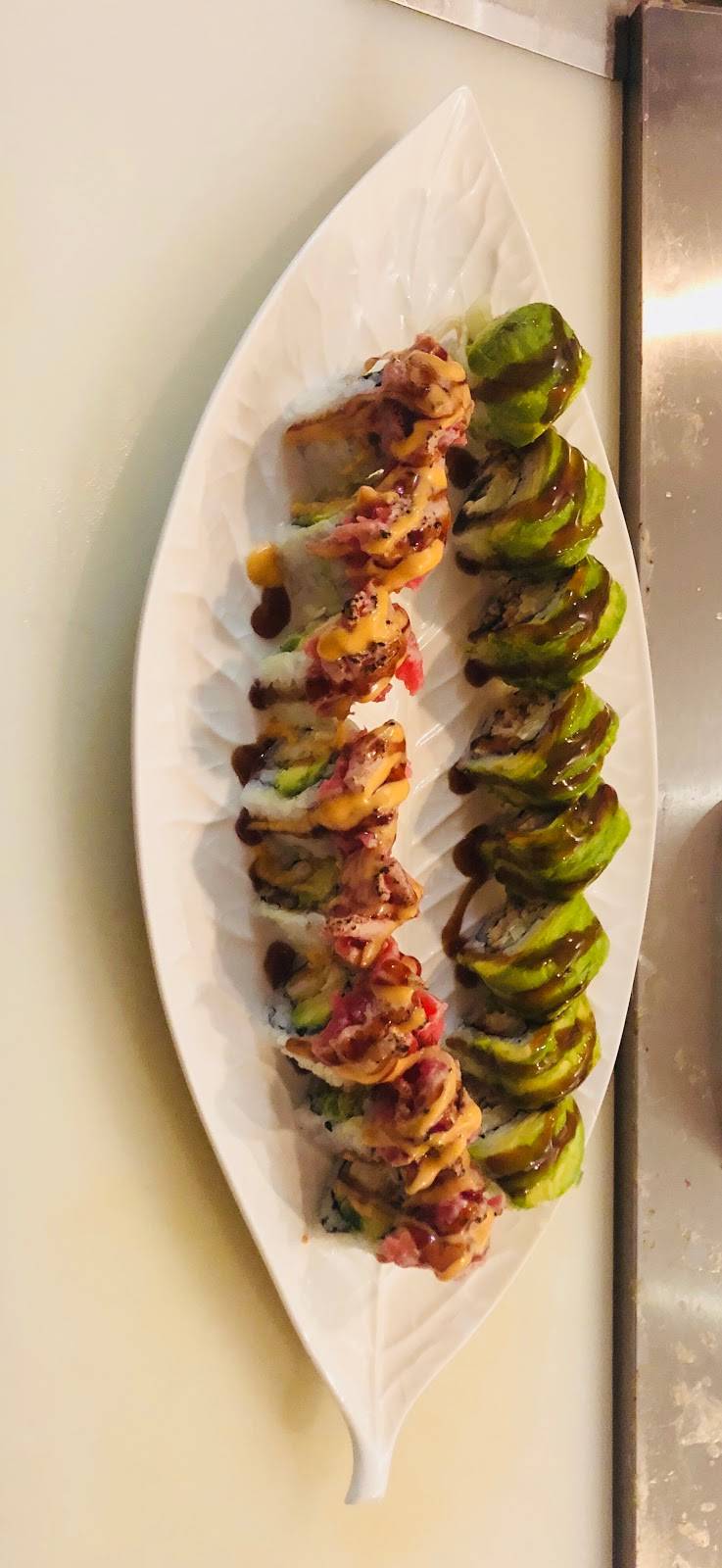 Gorilla Sushi Albany Park | restaurant | 3407 W Lawrence Ave, Chicago, IL 60625, USA | 7735889090 OR +1 773-588-9090