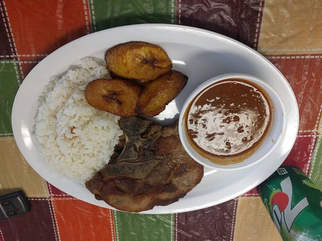 La Garita Grocery and café | restaurant | 8333 Culebra Rd #104, San Antonio, TX 78251, USA | 2103753187 OR +1 210-375-3187