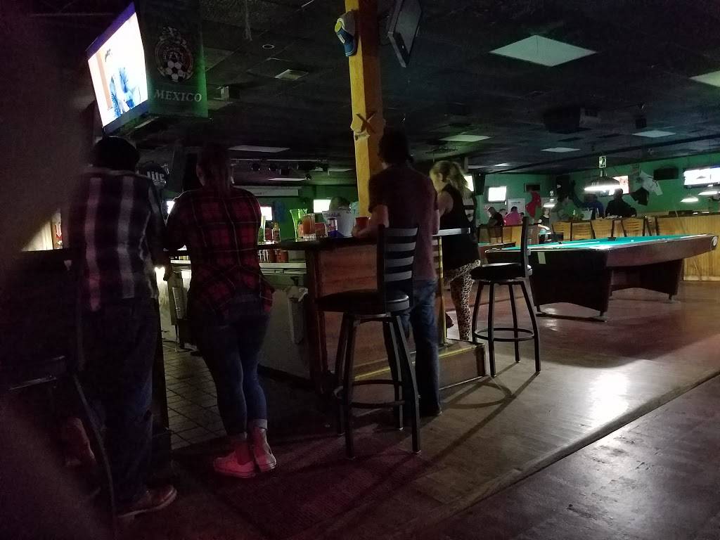 Michoacan Sports Bar & Grill | restaurant | 11479 North Fwy, Houston, TX 77060, USA | 2814454171 OR +1 281-445-4171