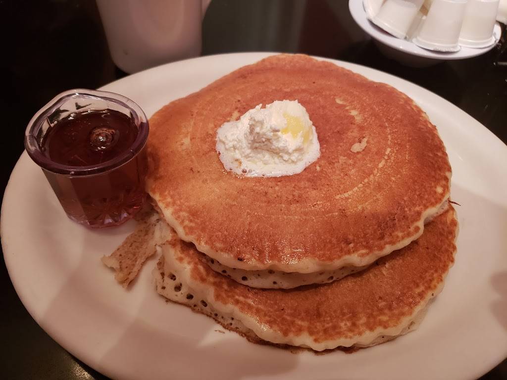 Russells | restaurant | 30 N Fair Oaks Ave, Pasadena, CA 91103, USA | 6265781404 OR +1 626-578-1404