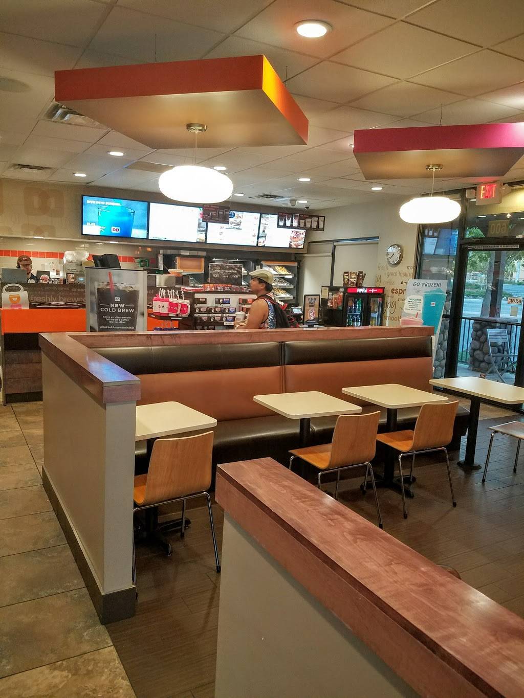 Dunkin | cafe | 27125 Sierra Hwy, Santa Clarita, CA 91351, USA | 6614249980 OR +1 661-424-9980