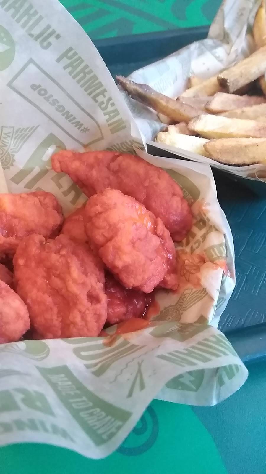 Wingstop | restaurant | 140 W Anaheim St, Wilmington, CA 90744, USA | 3105139464 OR +1 310-513-9464